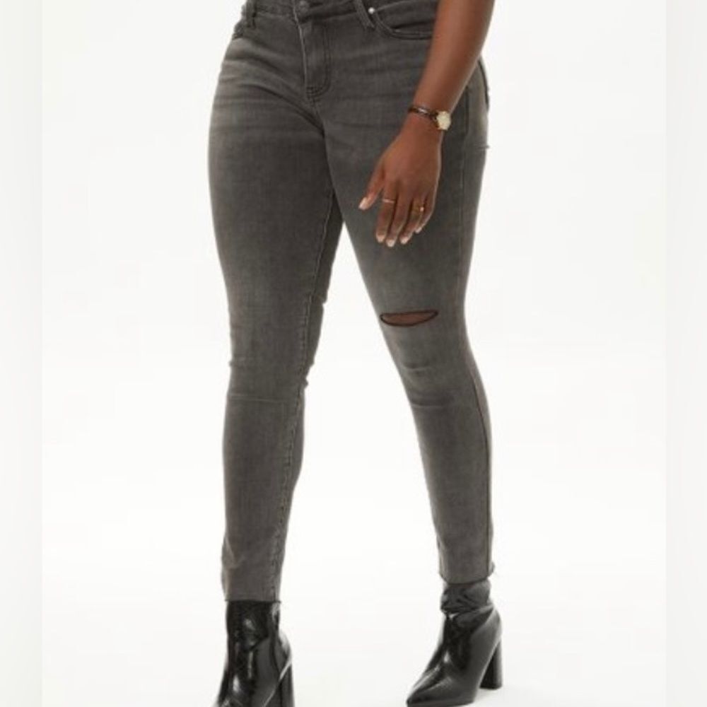 Matilda Jane Good Hart Black Anytime‎ Destructed Mid Rise Jeans Size 6 New